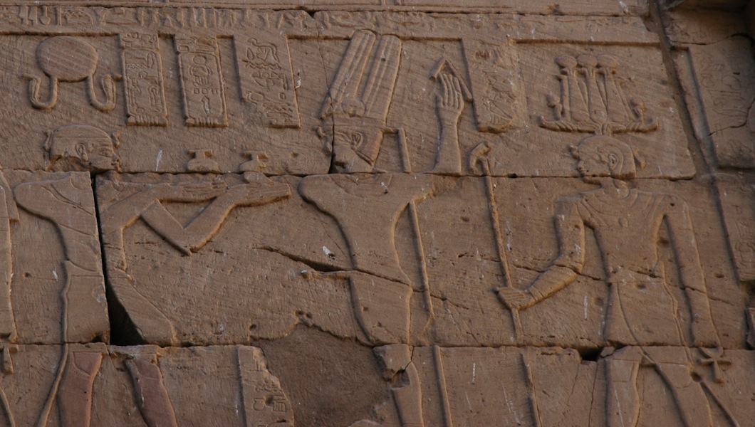 011da