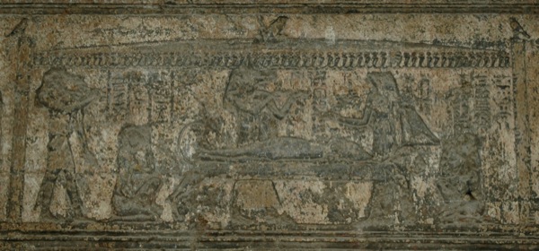 F002c