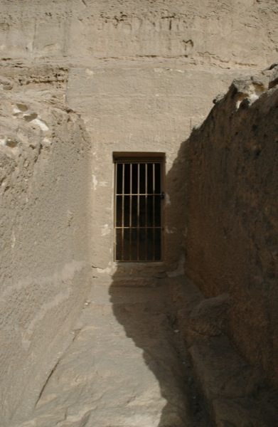 020a