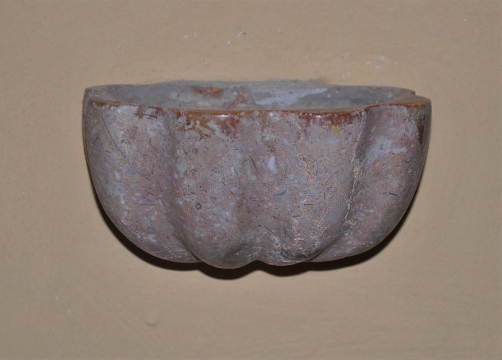 122a
