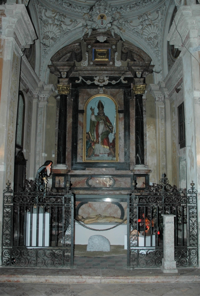 2006 002a