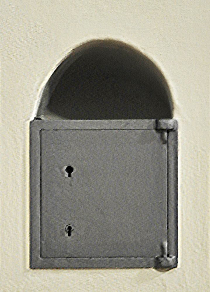 023a
