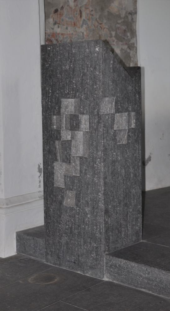 010