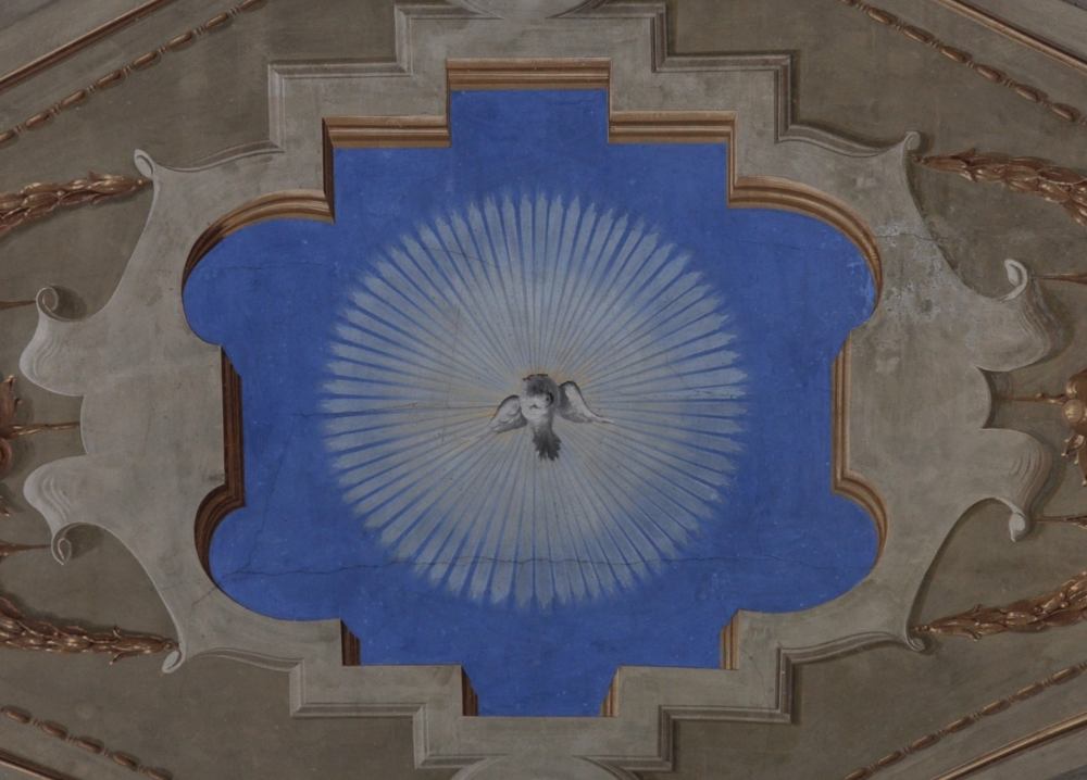 032b