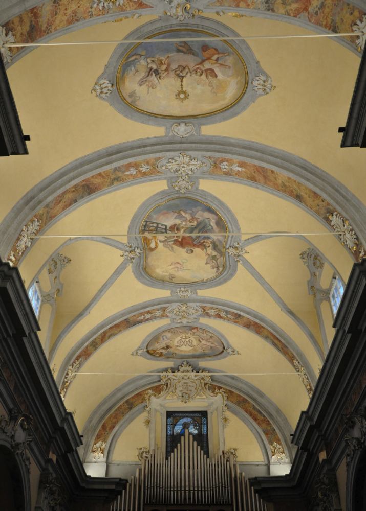 002b