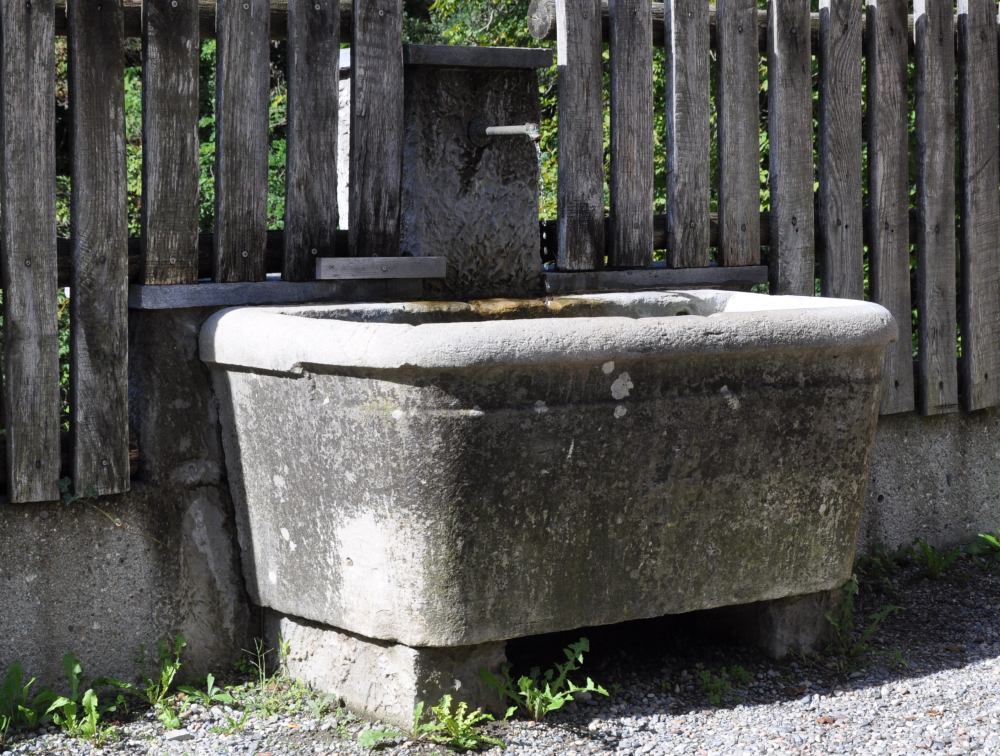 013b