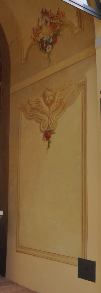 053a
